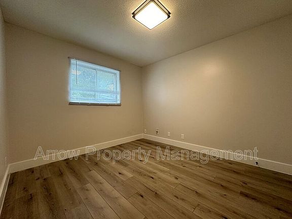 5th image of 2325 S St #3