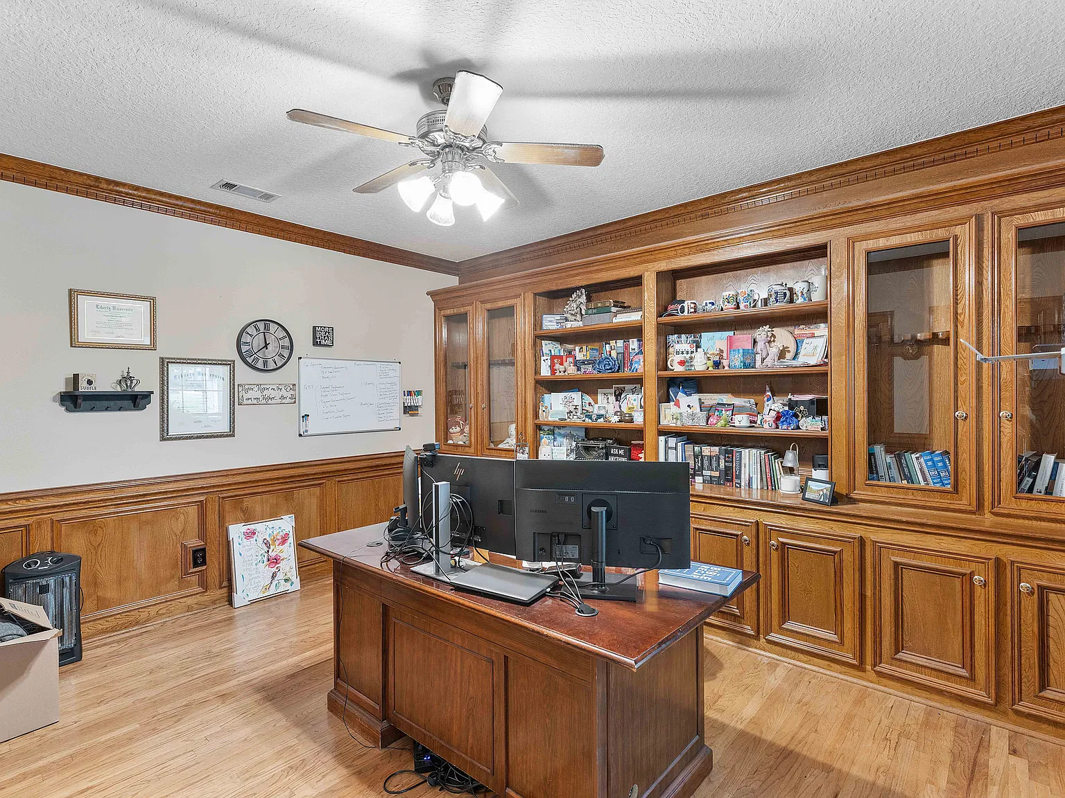 4 bed, 4300 sqft, $2,800 — Photo 4