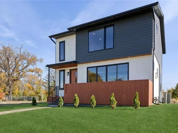 2605 W Paseo Blvd, Kansas City, MO 64108