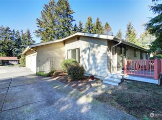 24434 13th Ave S, Des Moines, WA 98198