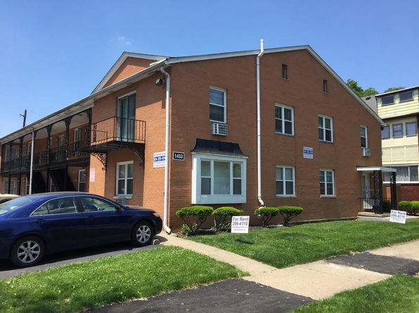 1433-1437 Highland St #1433