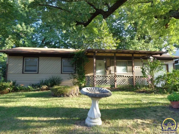 816 SE 36th St, Topeka, KS 66605