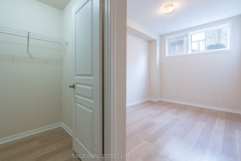Toronto Townhouse for rent - 2 Bedrooms — photo 12