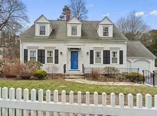 121 Richmond Ave, Worcester, MA 01602