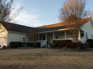 901 Clarence St, Mountain View, AR 72560