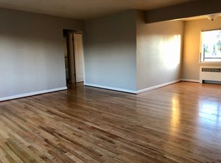 5236 E Burnside St APT 14, Portland, OR 97215