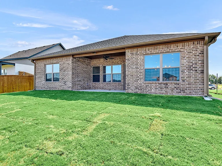 1808 Aleia Cv — Photo 30