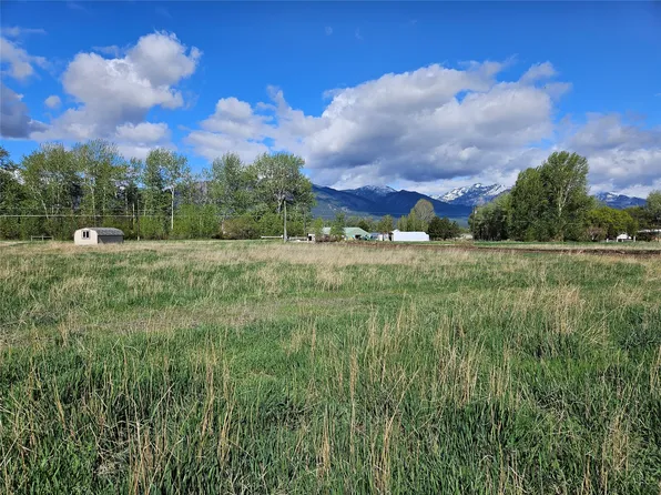 568 Grantsdale Rd, Hamilton, MT 59840