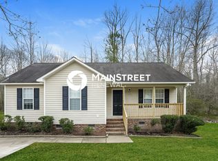 1473 Smokey Mountain Dr, Zebulon, NC 27597