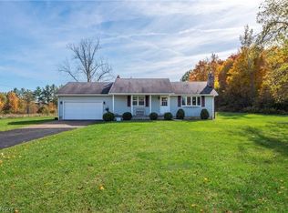 48071 Russia Rd, Amherst, OH 44001