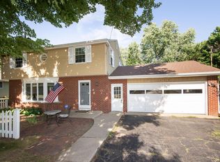 1006 Piccadilly Rd, Kalamazoo, MI 49006