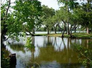 687 Linns Pt, MOUNT PLEASANT, SC 29464