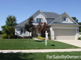 2957 W Country Ln, Monroe, MI