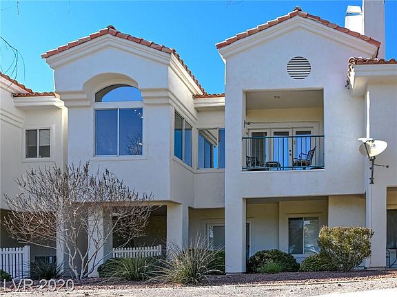 4th image of 7601 Rolling View Dr Unit 202