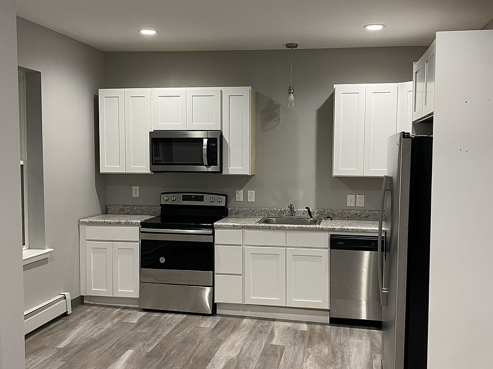 Spacious eat-in kitchen with plenty of room for dining