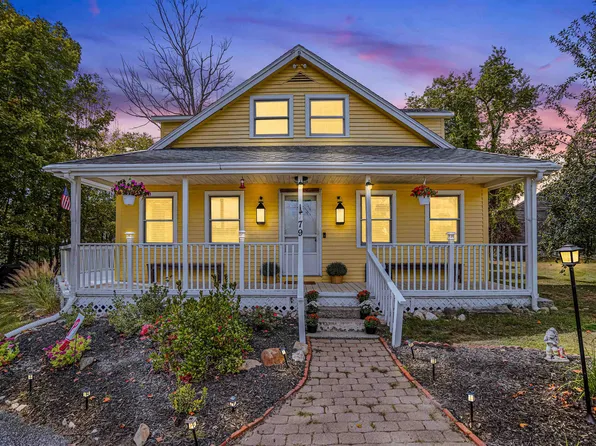 79 Deer Meadow Road, Pittsfield, NH 03263