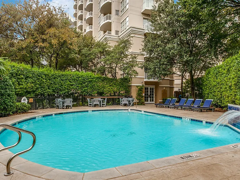 3225 Turtle Creek Blvd #520 — Photo 15