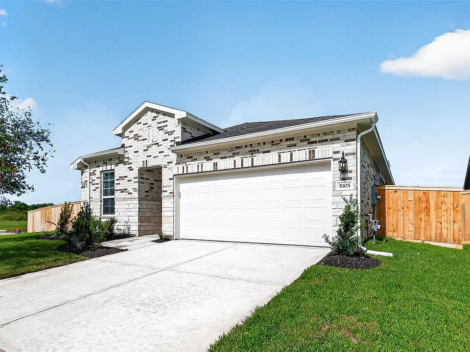 5105 Redbud Valley Dr