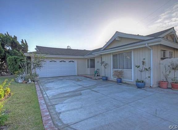 2nd image of 12871 Sylvan St
