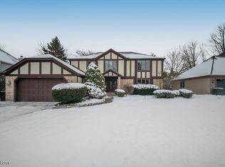 17801 Saratoga Trl, Strongsville, OH