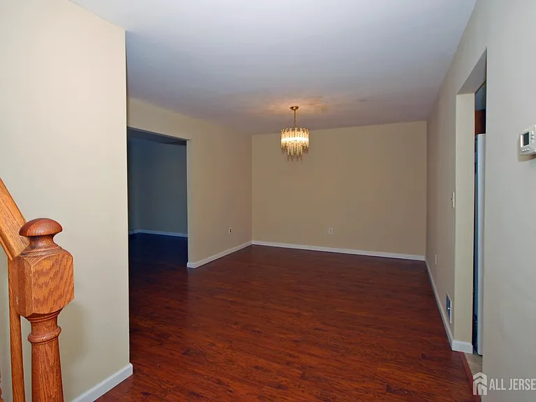 21 Rosewood Ct — Photo 5