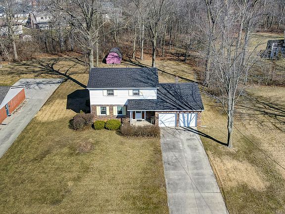5th image of 1606 Latham Ave