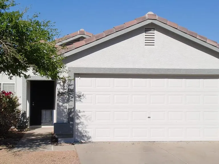 11714 W Poinsettia Dr — Photo 2