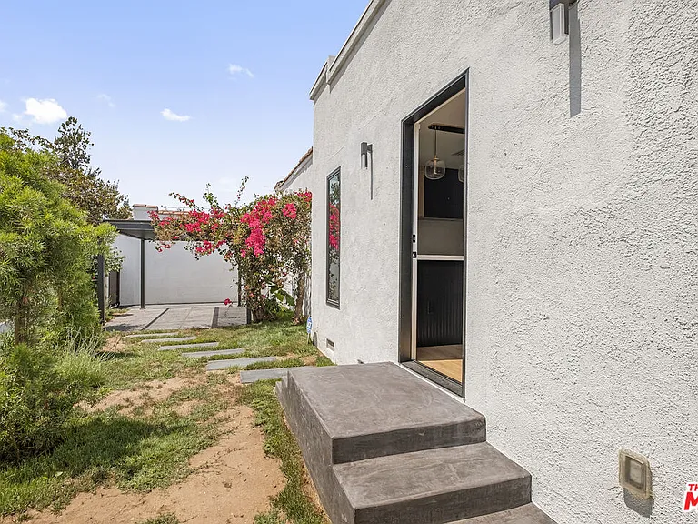 1265 Keniston Ave — Photo 31