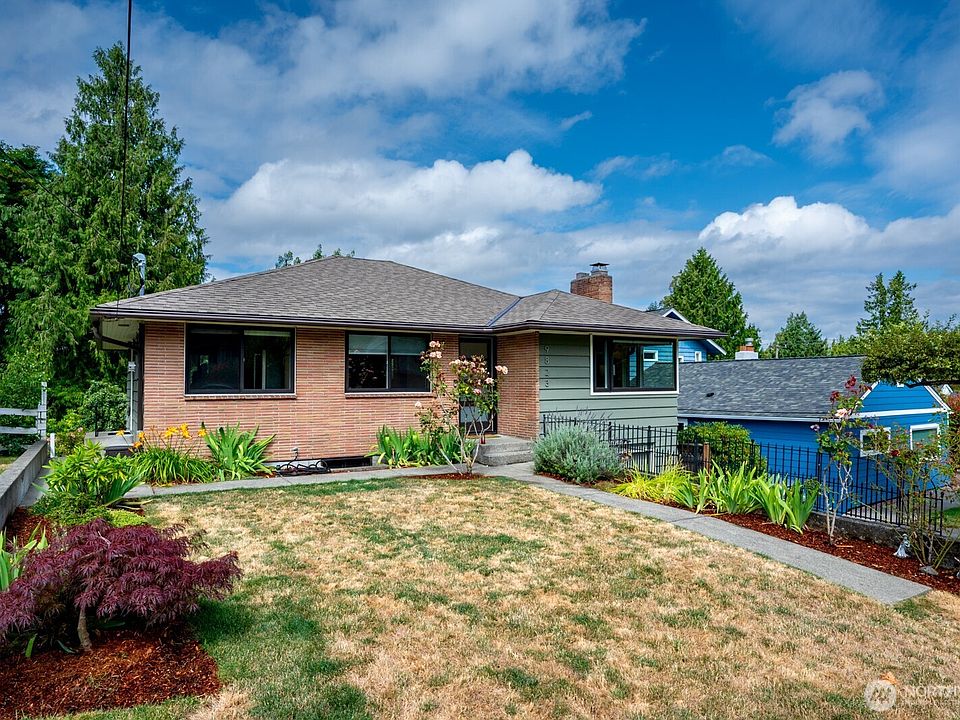 1st image of 9823 41st Avenue SW