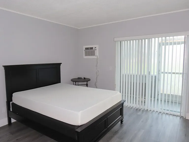 101 Hastings E #G — Photo 12