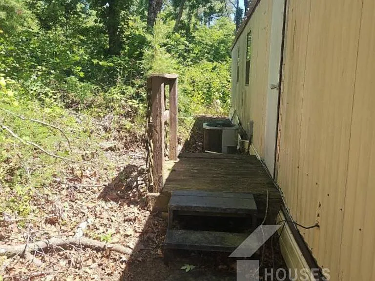 130 Rooker Ln — Photo 13