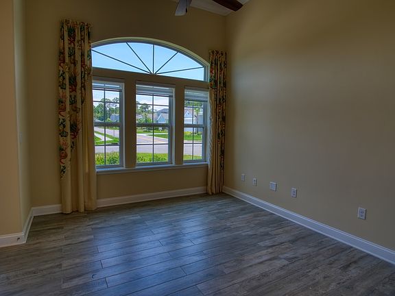 5th image of 297 Dunes Of Amelia Dr #1