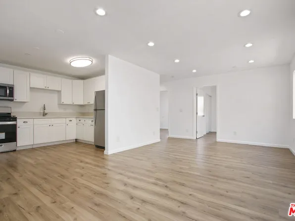 649 W 92nd St, Los Angeles, CA 90044