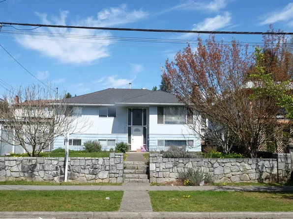 5133 Union St, Burnaby, BC V5B 1W1