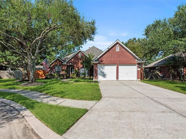 10407 Echo Falls Ln, Houston, TX 77095