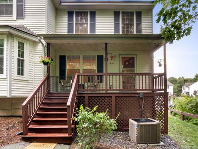 73 Lochmere Lane, Nashua, NH, 03063