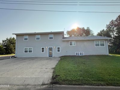 205 Dakota St S, Elgin, ND, 58533