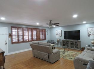 11840 NE 19th Dr APT 26, Miami, FL 33181