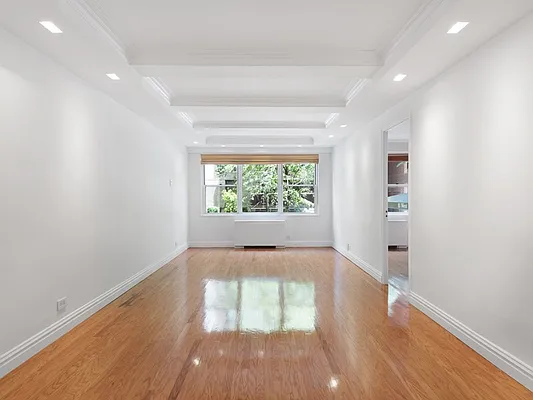 Sold by Sotheby's International Realty | media 13