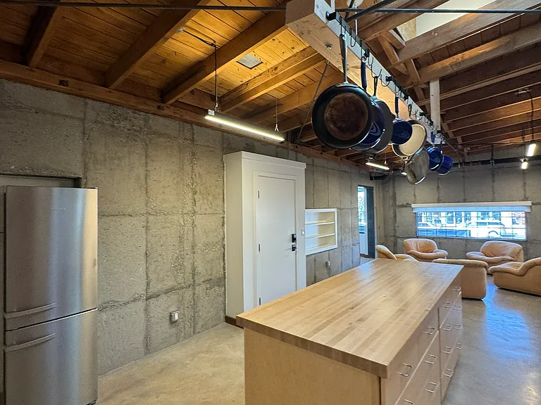 330 W Bonita Ave #4 — Photo 11