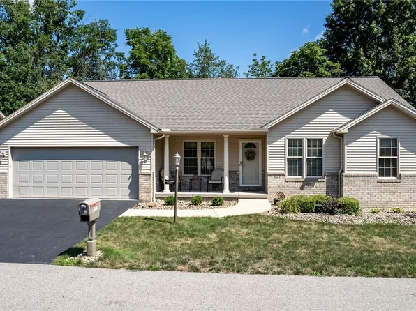 207 Paulo Dr NE, Warren, OH 44483