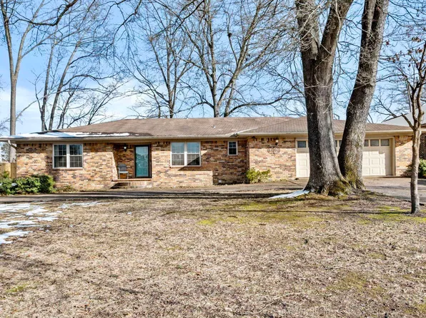 1017 N Jeff Davis St, Jacksonville, AR 72076