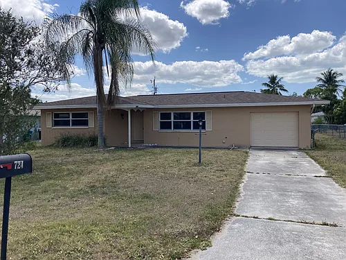 724 Sesame Ct Photo 1