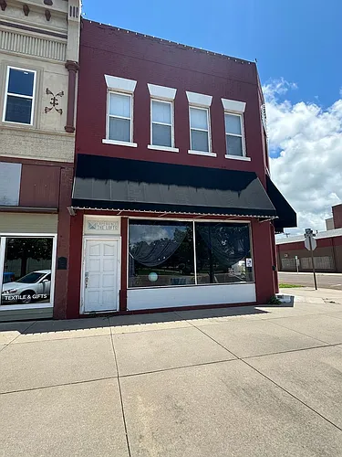 1 1/2 N Jefferson Ave Photo 1