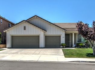 32235 Rosemary St, Winchester, CA 92596