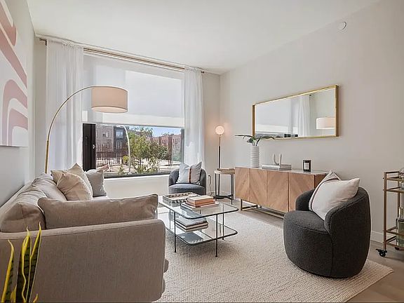 3rd image of 15310 88th Ave #608