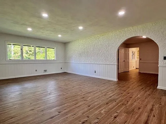 12610 Providence Rd — Photo 12