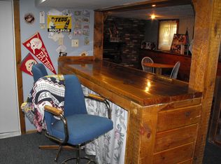 25 Meadow Rd, Medway, MA 02053