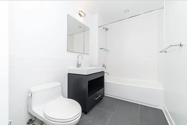 Rented by Platinum Properties | media 9
