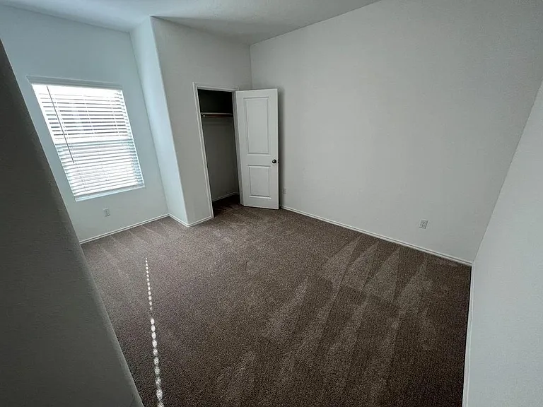 1127 Catfish Ln — Photo 17